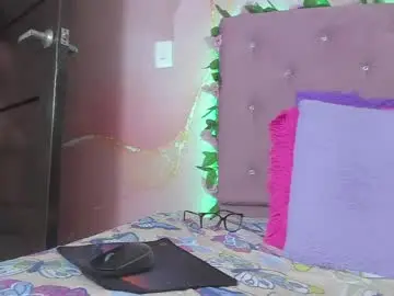Violet__taylor_  live sex cam