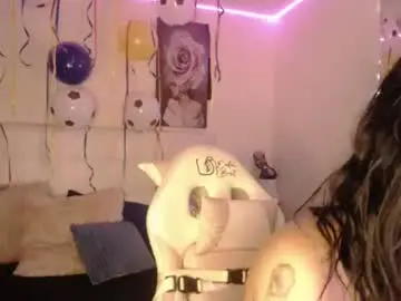 Zarahbennet  live sex cam