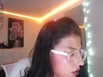 Zarahbennet  live sex cam