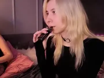 2giirls1cam  live sex cam