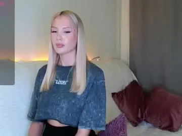 Cutiefull_lion  live sex cam