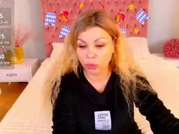 Eloise_by  live sex cam