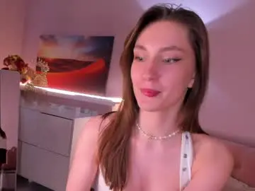 Kira_lure  live sex cam