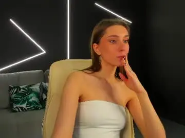 Kira_lure  live sex cam