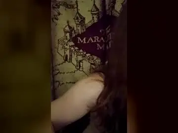 Lilmissscorpi0  live sex cam