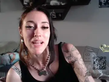 Shespeachy  live sex cam