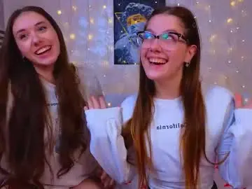 Silentwins  live sex cam