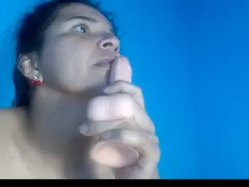 Tamenoir33  live sex cam