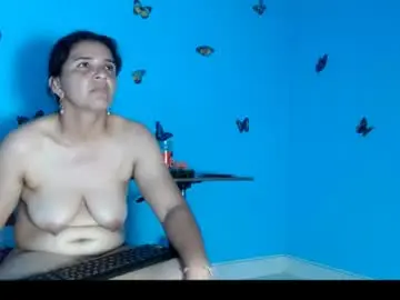 Tamenoir33  live sex cam