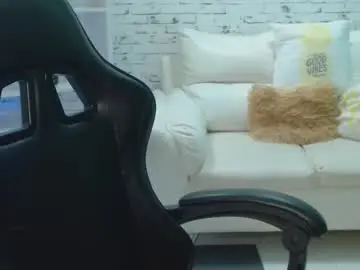 Tinny_baby12  live sex cam