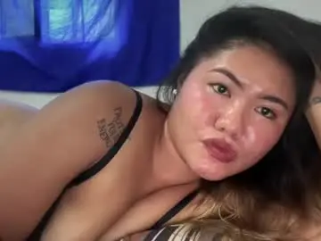 Urasianblairexxx  live sex cam