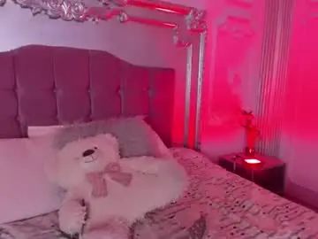 Alannamilan  live sex cam