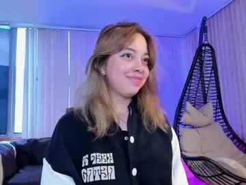 Cloe_blonde  live sex cam