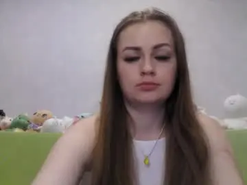 Cutie_klo_  live sex cam