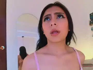 Evette1  live sex cam