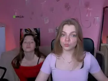Helli_belli  live sex cam