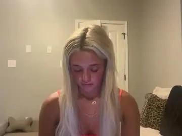 Juliannapeyton  live sex cam