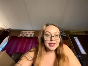 Karmacastelli  live sex cam