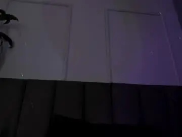 Kira_vance  live sex cam