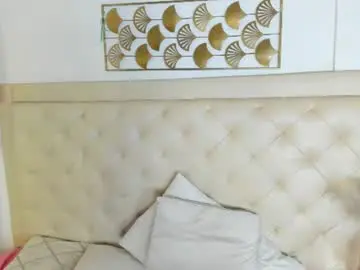 Maddie_valencia  live sex cam
