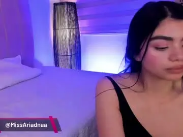 Missariadnaa  live sex cam