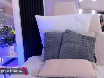 Missariadnaa  live sex cam