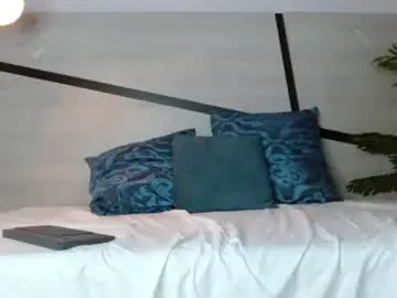 Morgana_18  live sex cam