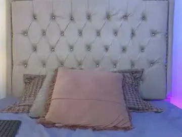 Sopphiefox  live sex cam
