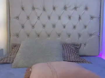 Sopphiefox  live sex cam