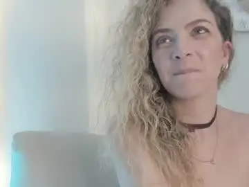 Velora_  live sex cam