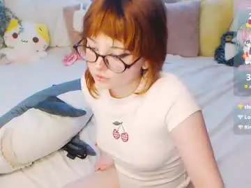 Yuna_jin  live sex cam