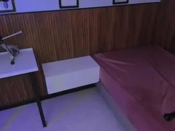 Daniela_storm  live sex cam