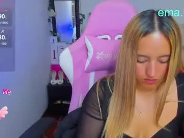 Ema_tayy  live sex cam