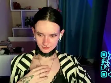 Eunabiddlecome  live sex cam