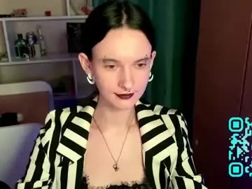 Eunabiddlecome  live sex cam