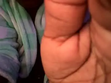 Kandyk22  live sex cam