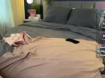 Krissylean  live sex cam