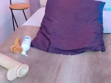 Lanna_w  live sex cam