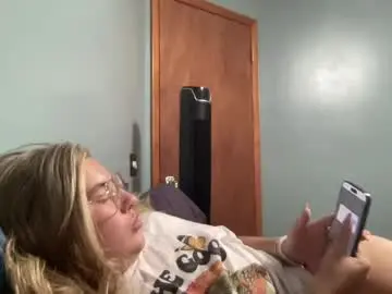 Lillyxlaa  live sex cam