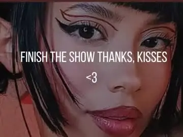 Marcelinee__  live sex cam