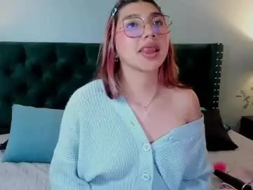 Miiasantorini  live sex cam