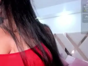 Pirlywild  live sex cam