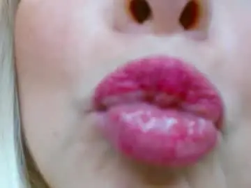 Sara_naughtyw  live sex cam