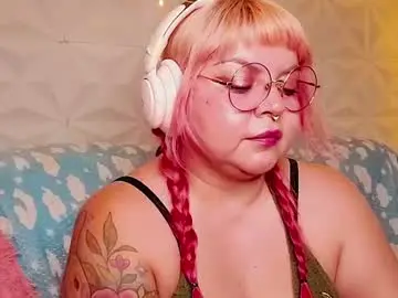 Satyn_doll  live sex cam