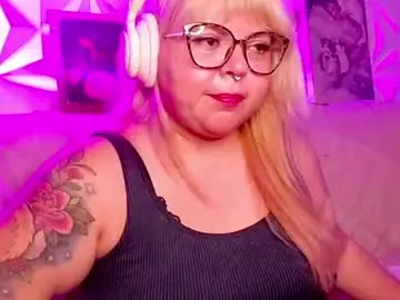 Satyn_doll  live sex cam