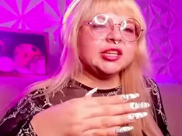 Satyn_doll  live sex cam