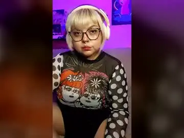 Satyn_doll  live sex cam
