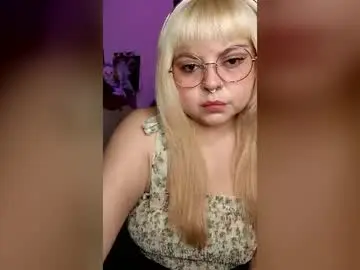 Satyn_doll  live sex cam