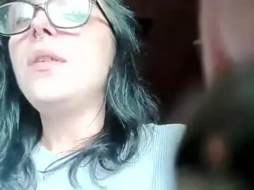 Somethin2323  live sex cam