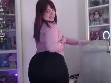 Sweettoqui  live sex cam